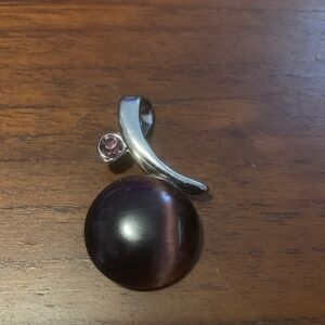 Elegant Glass Amethyst Cat’s Eye stone Pendant